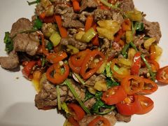 招牌小炒黄牛肉-千稻剁椒大鱼头(CityOn熙地港店)