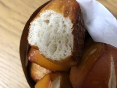 -汉柏麦香德国面包房(海信店)