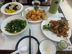 -百味饺子城•海鲜家常菜(秦皇岛店)