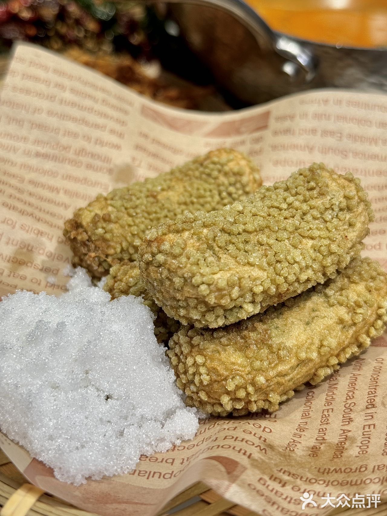这家的酸汤火锅，好吃到炸裂！