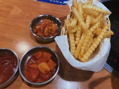 -肥肥虾庄·金牌油焖大虾(杨园滨江时代walk店)
