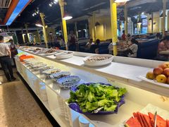 -爱客得牛排海鲜烤肉·火锅自助(春熙路黑金好店)