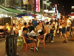 -六合夜市