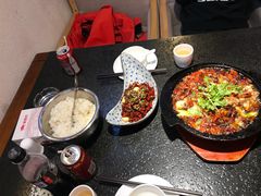 -万重锦·人文川菜馆(骡马市店)