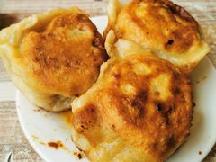 -宝瑞门钉肉饼店