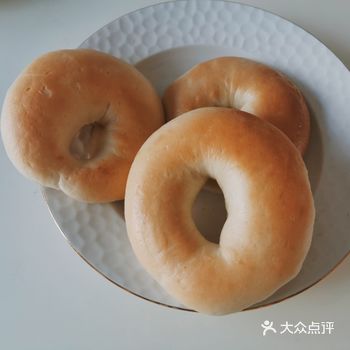 介绍： 第一次尝试了贝果，美国的大馒头