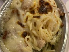 白汁鸡扒焗意粉-番茄屋葡式美食(总店)