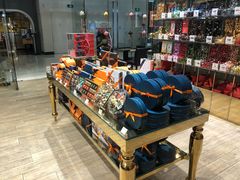 -VENCHI 闻绮(北京国贸商城店)