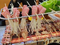 -哈尔滨小酒馆·鲜肉现穿自助烧烤(康新花园店)