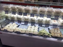 -白玉兰食品(中山公园龙之梦店)