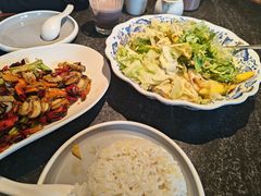 -五谷丰登农家院·地道胶东菜·海鲜烧烤(威海店)