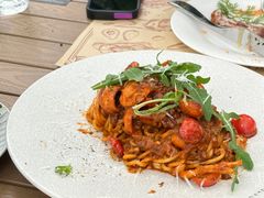 -Mark&Mars Restaurant
