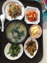 -月之旅·尊 高端月子会所(科馨别墅一店)