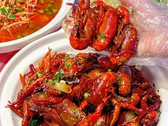 -肥小宝·金牌油焖大虾(襄阳龙虾地标店)