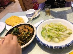 -快乐老家三鲜饺子东北菜(南六中路店)