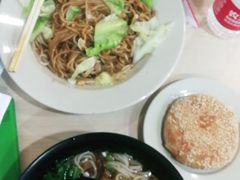 -李先生牛肉面大王(北京站售票厅餐厅)