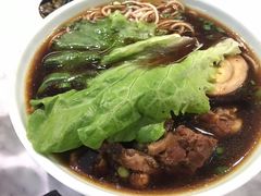 红烧小排面-轻捞慢起面馆(新世界百货店)