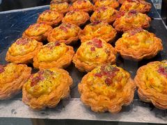 -鲍师傅糕点(青年汇店)