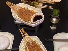 -威记烧嘢·南宁烧烤·超级生牛(绿地店)