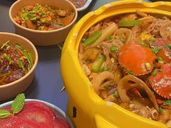 -多嘴超级肉蟹煲(杉杉国潮主题店)