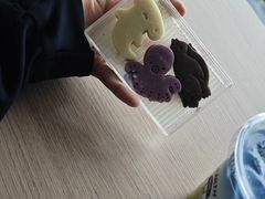 -抱抱地球咖啡馆(国家海洋博物馆店)