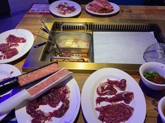 -蒙肥羊·酸汤潮牛·鲜牛肉火锅烤肉自助(岗顶店)