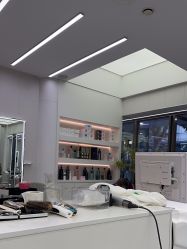 -PE SALON