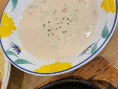 奶油海鲜浓汤-萨莉亚意式餐厅(南京环亚凯瑟琳广场店)