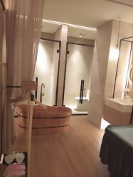 -苑苑vbeauty科技美容SPA