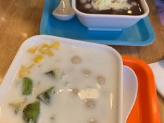 -满记甜品(荟聚购物中心店)