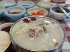 -益百岁牛尾汤(香山路店)