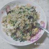 冰箱摸出小白菜几棵,鸡蛋一枚
