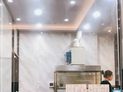 -白翔甜食店