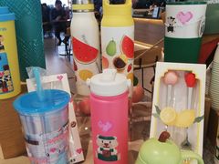 -星巴克臻选(上海合生汇1F店)