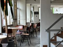-巴浪鱼咖啡馆 Local Fish