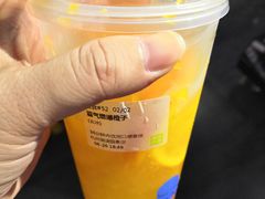 -奈雪的茶(湖滨银泰in77C区PRO店)