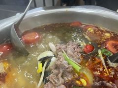 -周良天山牛杂城(天山路总店)