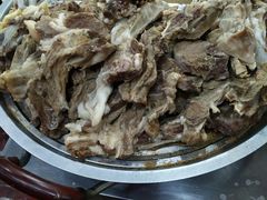 -壹阁胡羊焖饼(特色小吃街店)