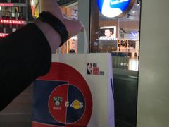 -瑞幸咖啡(三里屯SOHO-6号楼店)
