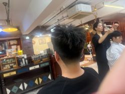 -BarberKiNG男士理发馆Barbershop