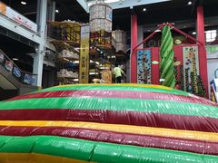 -蒙特利亲子乐园