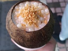 -椰爺爺·椰子冻砵仔糕