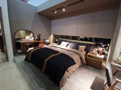 -红星美凯龙全球家居生活广场卡子门店-停车场