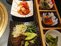 -山川小町·极番烧肉(新地假日广场店)