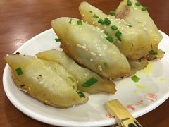 -小姜锅贴(凤凰街店)