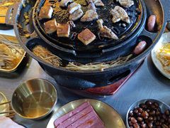 -胡悦里韩式烤肉(芝罘万达广场店)