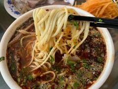 -吾穆勒蓬灰牛肉面·清真(北滨河中路店)
