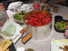 -巴厘龙虾·榜首油焖大虾(音乐学院·沿江酒馆店)