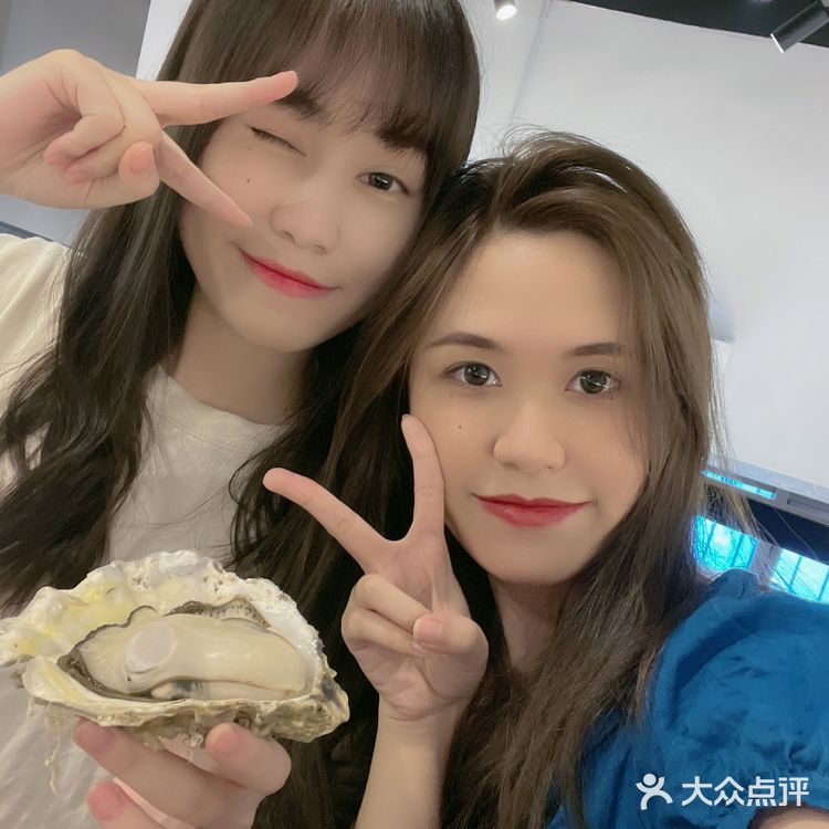 佛山探店|手掌🖐️甘大只生蚝你值得拥有