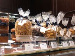 面包甜点陈列柜-COVA(新天地Xintiandi店)